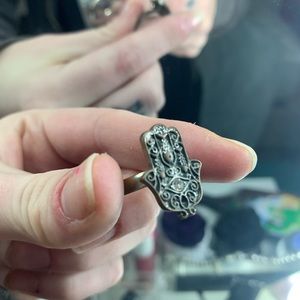 Hamsa ring